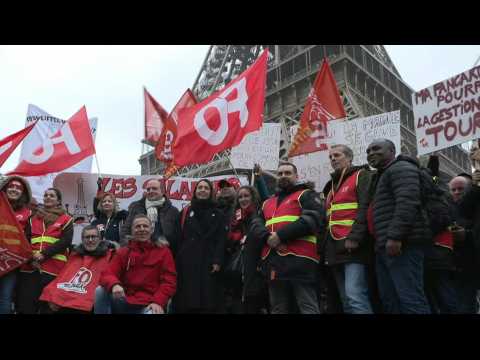 Eiffel Tower closed for fourth day of strike
