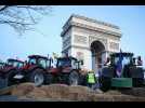 VIDÉO. L'Arc de Triomphe bloqué par des agriculteurs