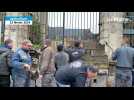 VIDÉO. Colère des agriculteurs : les manifestants emmurent la préfecture au Mans