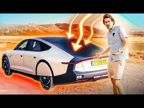 On a TESTÉ la 1ère VOITURE SOLAIRE ! Est-ce le FUTUR de l'électrique ? (Lightyear 0)
