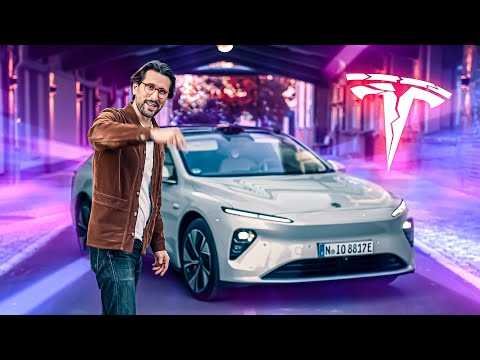 Une VOITURE ÉLECTRIQUE qui promet 1000 km d'autonomie et 5 MINUTES pour "RECHARGER" (Nio ET7)