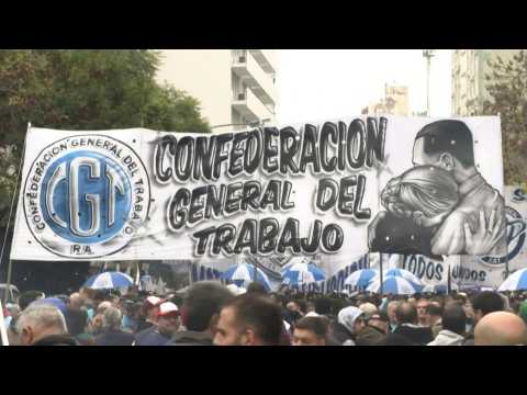 Hundreds of Union workers gather in Buenos Aires on International Workers' Day