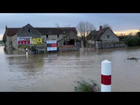 Weather: flooded streets in western France