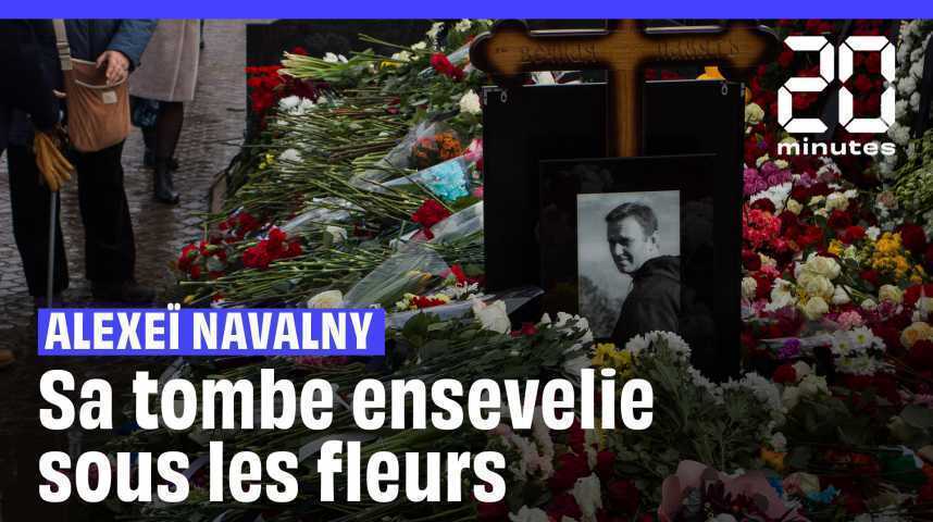 Russie : A Moscou, la tombe d'Alexeï Navalny ensevelie sous les fleurs