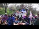 Calais : Sophie Agneray, porte-parole des femmes des salariés de Prysmian porte un discours et des revendications sociales lors de la manifestation parisienne