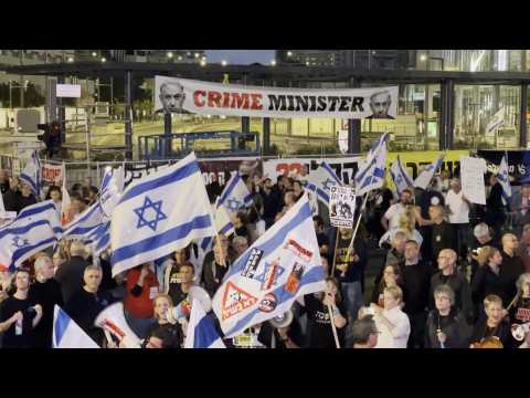 Israelis rally in Tel Aviv against Netanyahu's government