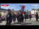 VIDÉO. Carnaval de Cholet : le Manoir en T fait le show dans le virage des Calins