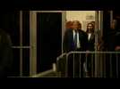 Trial : Trump leaves, enters courtroom between opening statements, first witness
