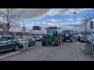 Une trentaine de tracteurs envahissent la zone commerciale de Louvroil