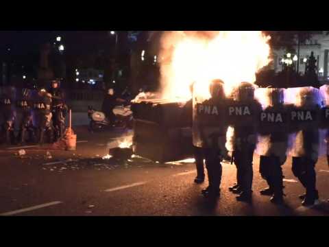 Protesters set furniture, trash on fire in front of Argentina's Congress
