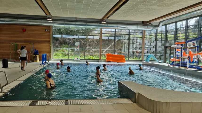 vid-os-visite-la-piscine-d-amboise-la-seule-fonctionner-sans