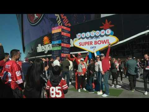Fans arrive at Vegas' Allegiant Stadium for Super Bowl