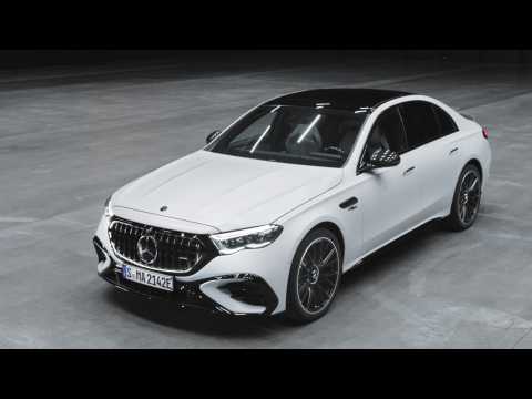 Performance and efficiency in a new combination - the Mercedes-AMG E 53 HYBRID 4MATIC+