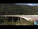 Afrique du Sud : un bus chute d'un pont, faisant au moins 45 morts