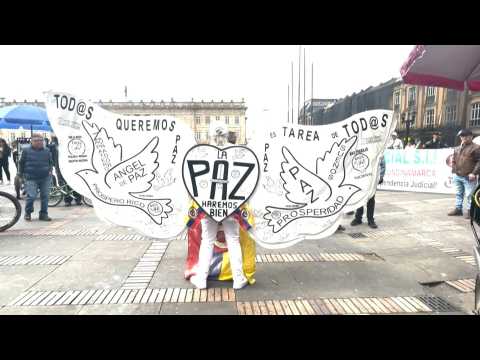 Hundreds of Colombians rally in support of President Gustavo Petro