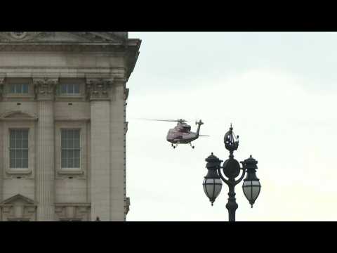 Helicopter lands at Buckingham Palace, as Prince Harry expected
