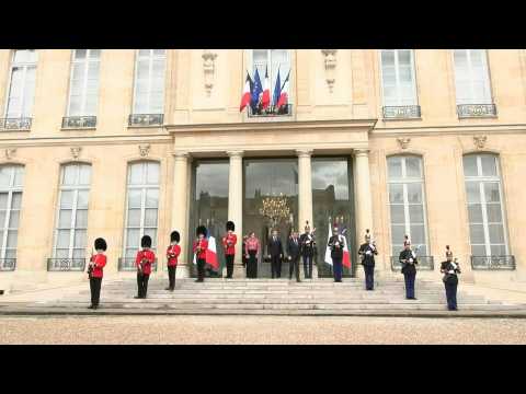 British Guards at French Presidential palace for 120 year of Entende Cordiale