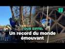 Anouk Garnier bat le record du monde de montée à la corde en grimpant sur la Tour Eiffel