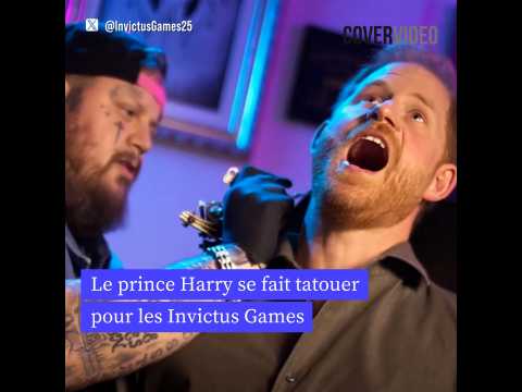 VIDEO : Le prince Harry se fait tatouer dans…