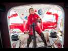 VIDÉO. Vendée Globe : Samantha Davies passe l'équateur avec son compagnon de bord