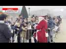 VIDÉO. Le Père Noël de retour à Angers s'offre un bain de foule dans le jardin du Mail