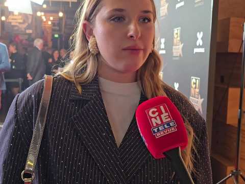 VIDEO : Helena Bailly (Star Academy) sur le tapis rouge des Cin-Tl-Revue Awards