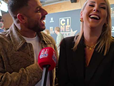 VIDEO : Amlie Neten et Romain lancent un appel  RTL sur le tapis rouge des Cin-Tl-Revue Awards