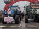 Calais : Opérations coup de poing des agriculteurs dans plusieurs hypermarchés.