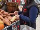 Mobilisation des Jeunes agriculteurs de la Somme dans un hypermarché d'Abbeville