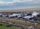 La foule sur le front de mer du Touquet