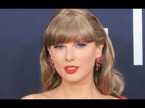 VIDEO : Taylor Swift hue pendant le Super Bowl : sa drle de raction