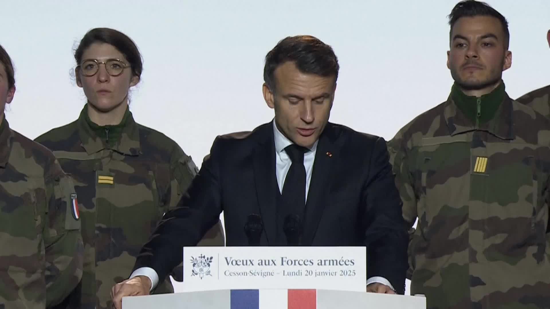 Emmanuel Macron face aux armées près de Rennes, des médecins retraités qui se relaient à Plougasnou : T dans l'actu fait le tour de l'info en vidéo