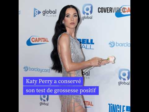 VIDEO : Katy Perry a conserv son test de grossesse positif