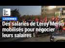 Manifestation des salariés de Leroy Merlin devant le siège social à Lezennes