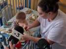 Le père Noël a rendu visite aux enfants de l'hôpital de Beauvais.