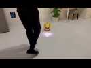 Ballie, le petit robot assistant de Samsung en action