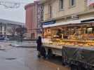 Les premiers flocons tombés à Yvetot sur le marché à midi