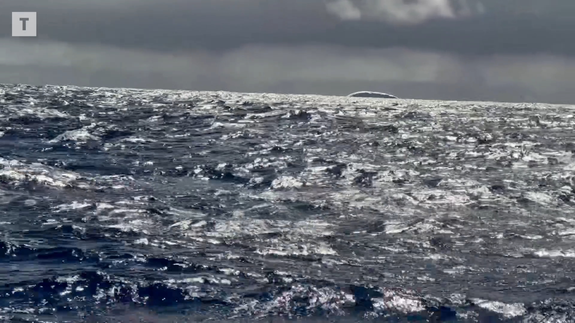 Frayeurs sur le Vendée Globe, lutte pour la survie de la Fonderie de Bretagne, deuil national au Monténégro : le point à la mi-journée