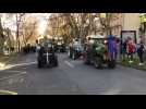 Colère des agriculteurs : malgré leur interdiction, les tracteurs sont bien présents à Carcassonne pour la mobilisation des viticulteurs