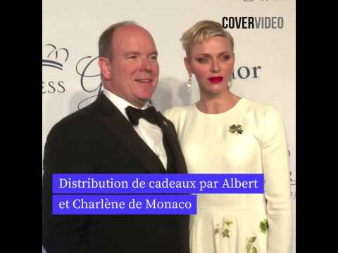 VIDEO : Distribution de cadeaux par Albert et Charlne de Monaco aux enfants et aux ans