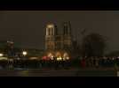 La foule se presse devant Notre-Dame de Paris pour la fête de Notre-Dame de Guadalupe