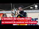 VIDÉO. Vendée Globe : les larmes de Charlie Dalin en recevant son trophée de vainqueur