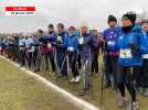 VIDÉO. Le départ de la marche nordique du Cross Ouest-France, avec 102 participants