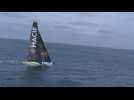 VIDEO. Vendée Globe : quand un avion survole le bateau de Charlie Dalin au large des côtes bretonnes