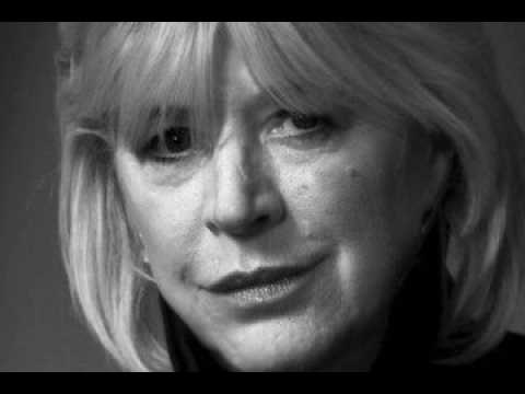 VIDEO : Marianne Faithfull, la vie plus dure qu?un rock