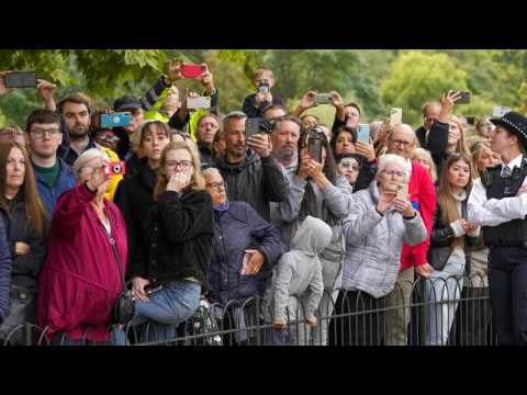 Crowds in London bid final farewell to Queen Elizabeth II