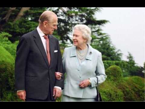 VIDEO : Elisabeth II : pourquoi la reine se disputait-elle avec le prince Philip en franais ?
