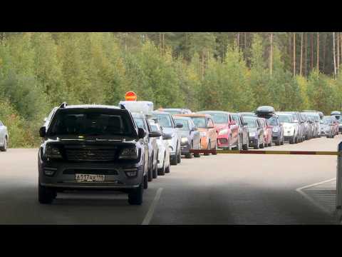 Long line of cars at the Finland-Russia border