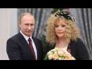 Iconic Russian singer asks to be named 'foreign agent' in solidarity with her husband