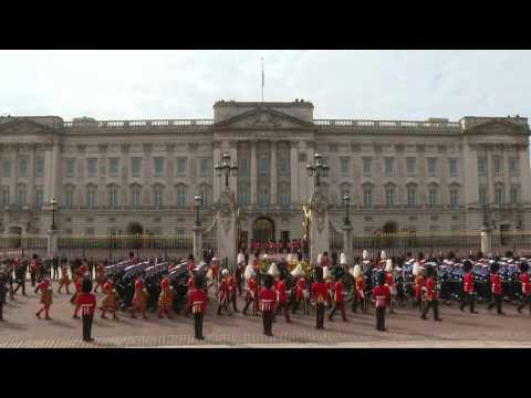 Queen Elizabeth II's coffin processes past Buckingham Palace